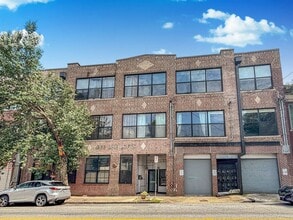 Building Photo - 204 Walker St SW