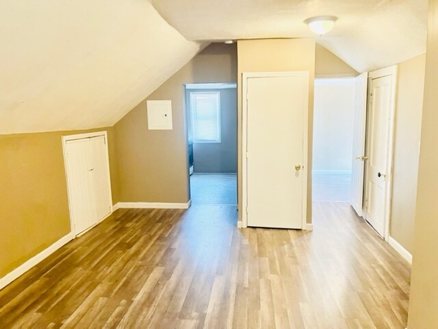 Foto principal - 631 S Fuller Ave