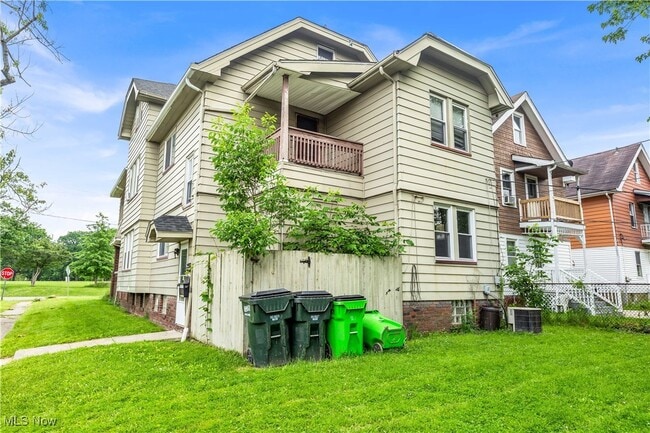 Building Photo - 4732 E 104th St