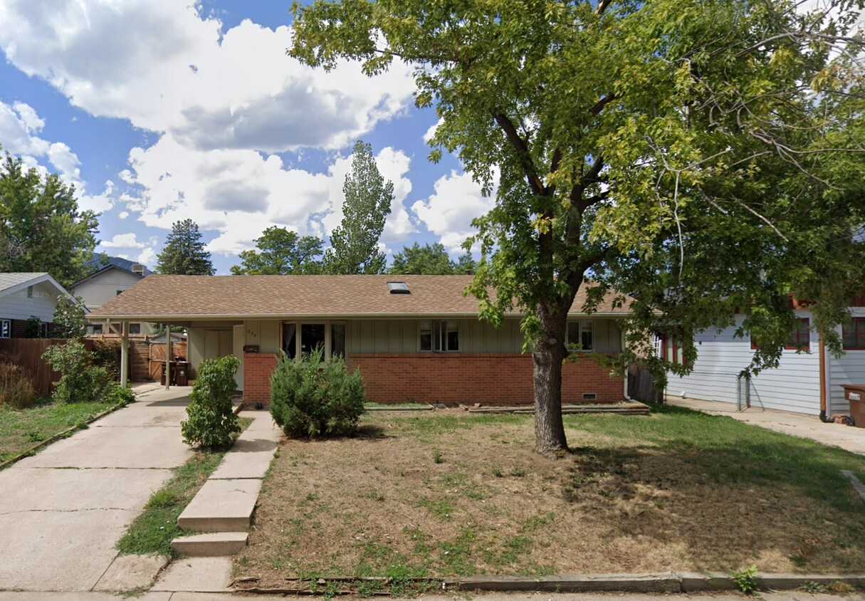 Foto principal - 825 34th St