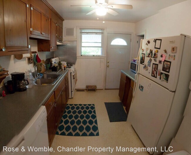 Foto del edificio - 4 br, 2.5 bath House - 3519 Dunkirk Avenue