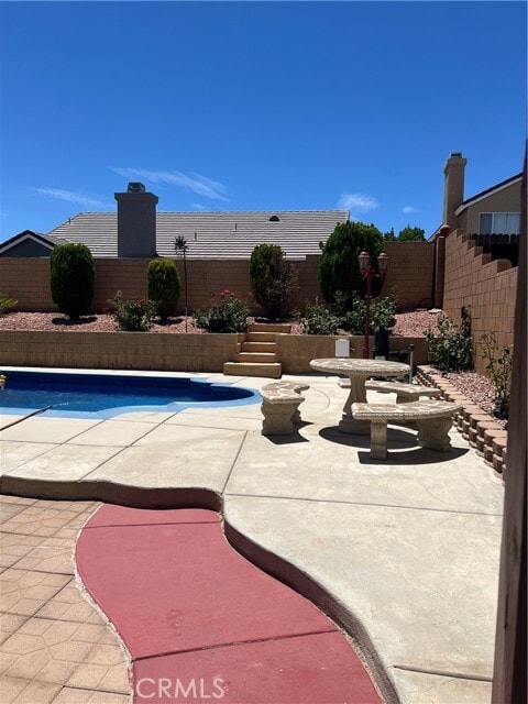 Foto del edificio - 13991 Silver Creek Way