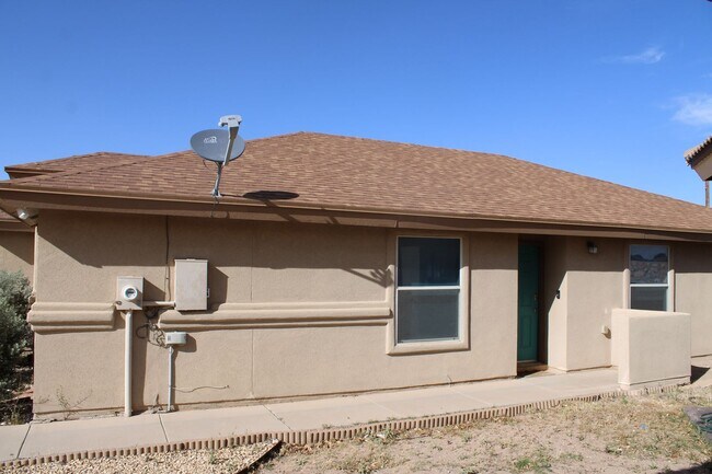 Foto del edificio - 12928 Hueco Pit Dr