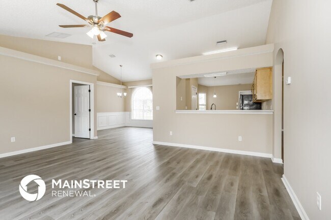 Building Photo - 1368 Summerbrook Dr