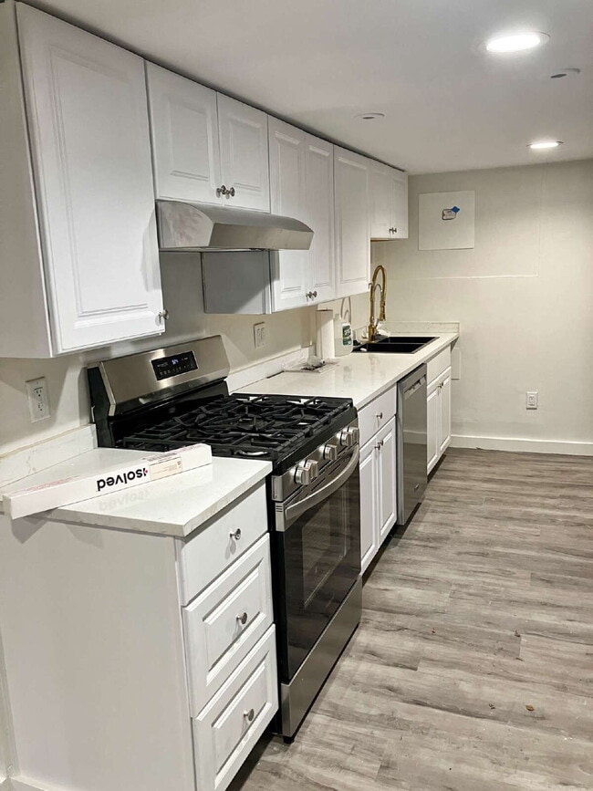 Building Photo - Spacious 1 Bedroom in quiet Milton area cl...