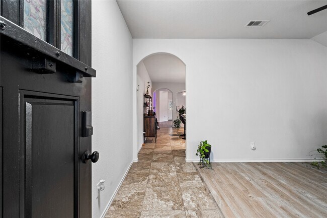 Foto del edificio - 20414 Shiloh Mist Ln