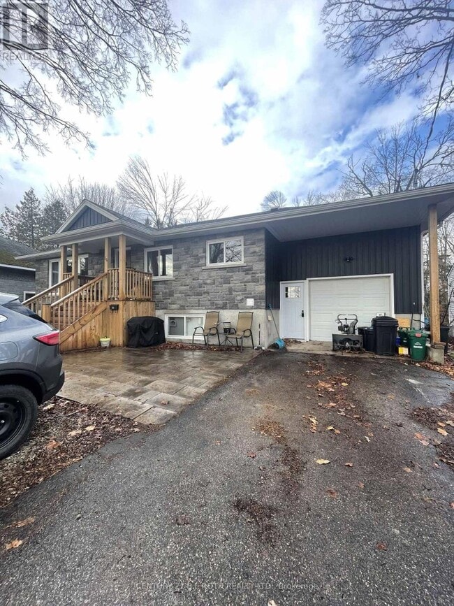 Building Photo - 56 Olive Crescent