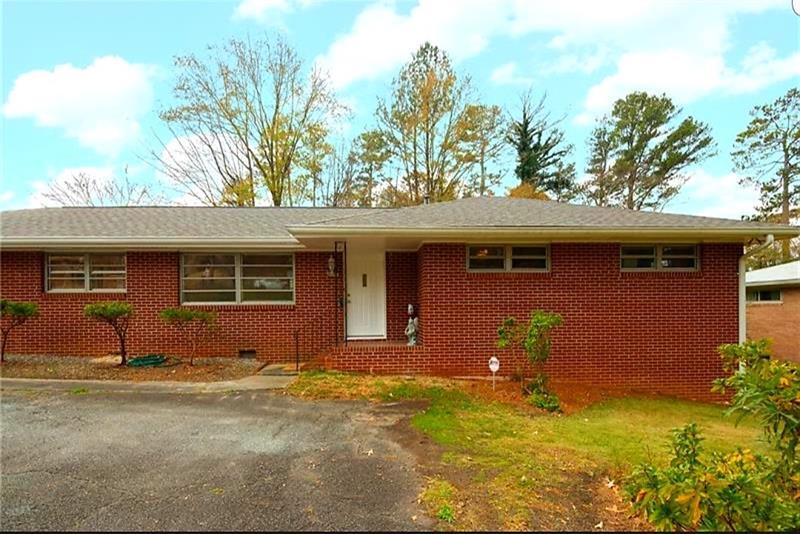 Foto principal - 2497 N Druid Hills Rd NE