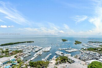 Building Photo - 2627 S Bayshore Dr