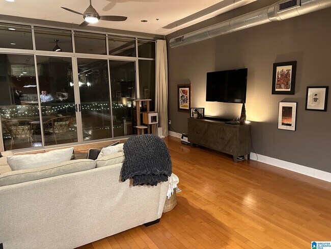 Foto del edificio - 2222 2nd Ave N