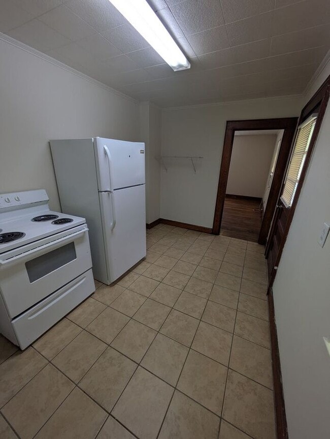 Building Photo - 1BD/1BA Unit in Hickory