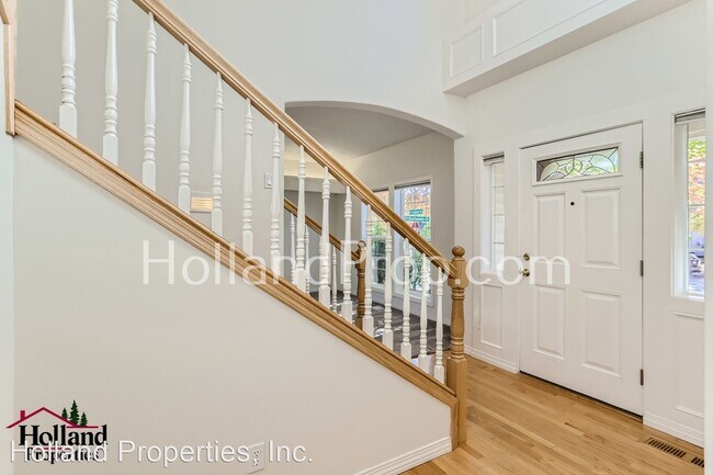 Foto del edificio - 5 br, 2.5 bath House - 16133 NW Trakehner Way