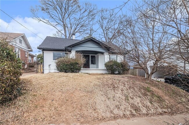 Building Photo - 1511 Olympian Way SW