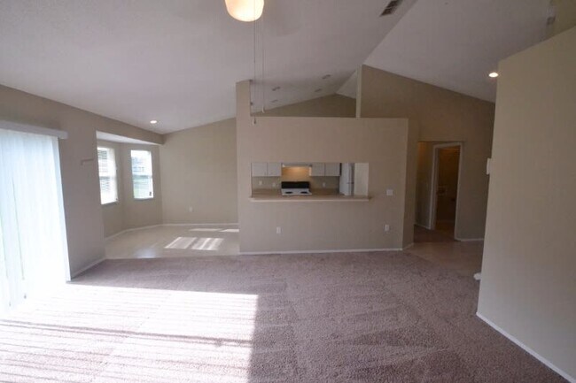 Foto del edificio - 7988 Oak Run Cir