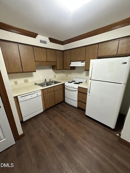 Foto del edificio - 3535 Ivy Commons Dr