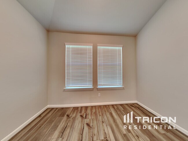 Building Photo - 5507 Shasta Place Saint Hedwig TX