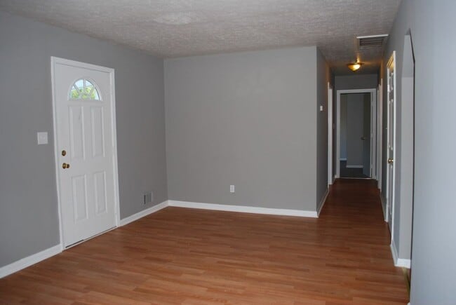 Photo - 6712 Stana Dr House