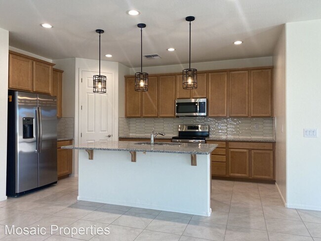 Foto del edificio - 3 br, 2 bath House - 1748 E Brandon Dr.