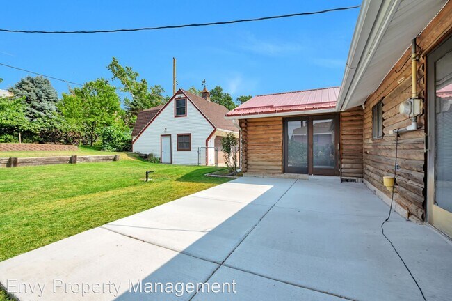 Foto del edificio - 3 br, 1.5 bath House - 4298 S. 950 E.