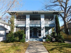 Building Photo - 826 N Bishop Ave