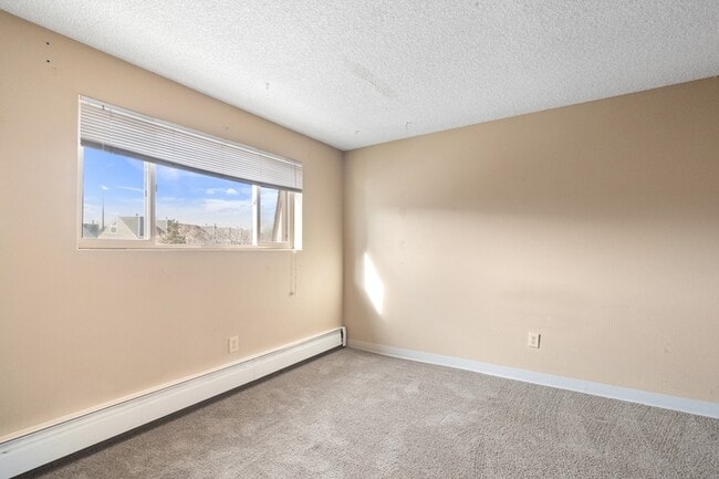 Foto del edificio - 791 W Prentice Ave