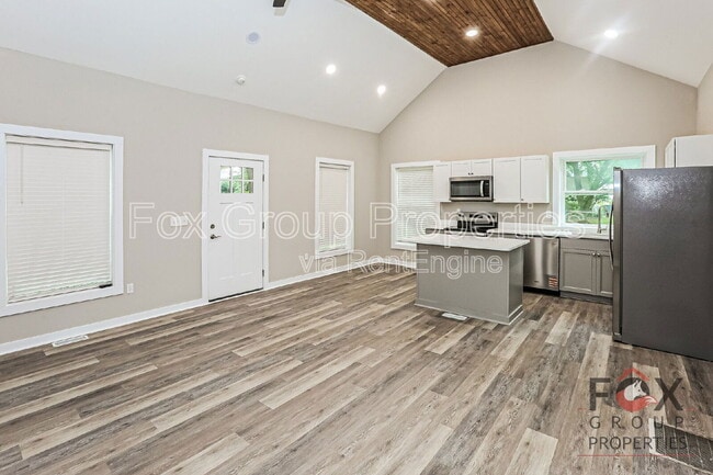Building Photo - 235 Linwood Rd