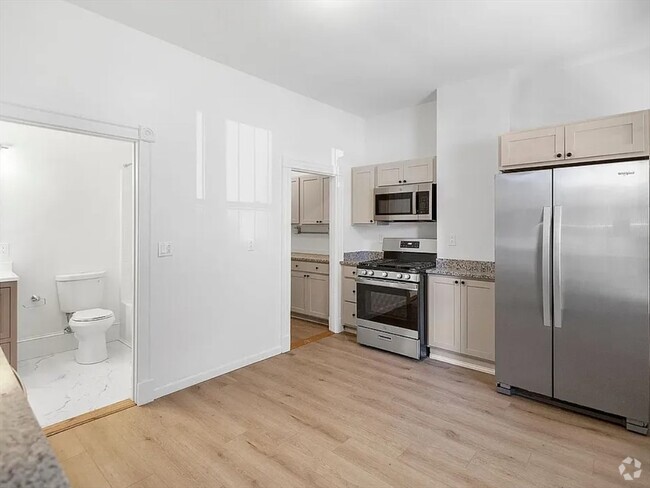 Building Photo - 868 Huntington Ave