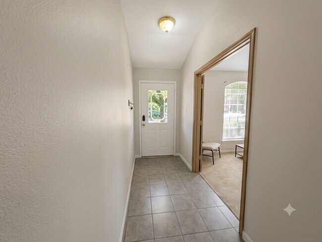 Foto del edificio - 21530 Falvel Lake Dr