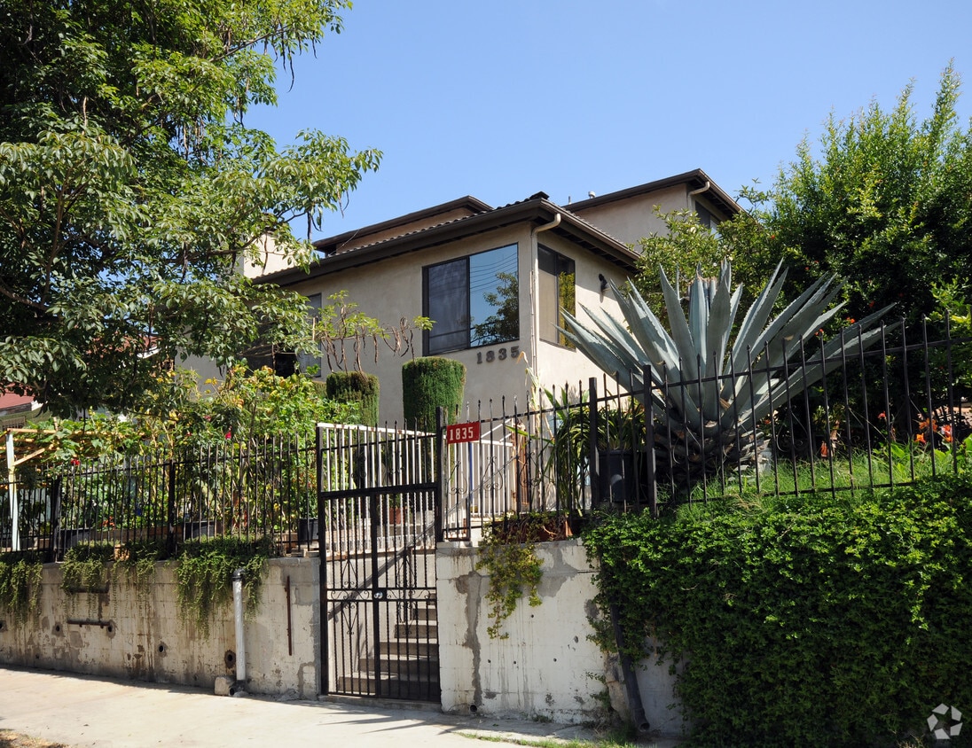 1835 Bellevue Ave, Los Angeles, CA 90026 Apartments in Los Angeles