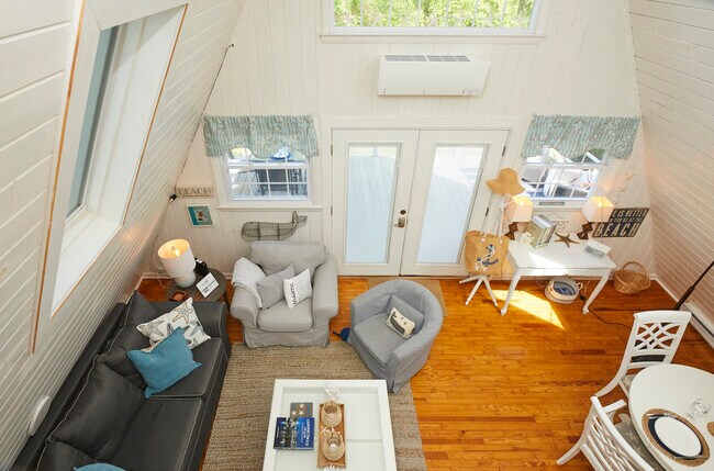 Building Photo - 68 S Edgewood Rd