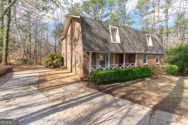 Foto del edificio - 281 W Lakeview Dr
