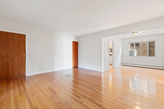 Foto del edificio - 1539 Monroe Ave