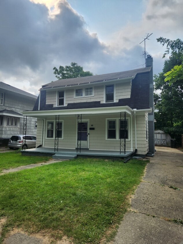 Primary Photo - 726 Arch Ave
