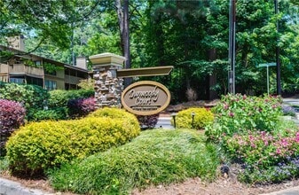 Building Photo - 202 Dunbar Dr