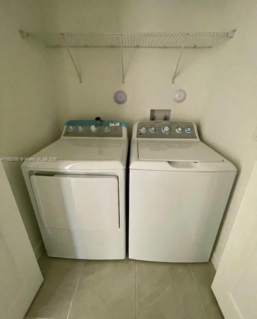 Building Photo - 267 SW 159th Pl