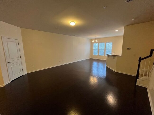 Building Photo - 8367 Hollister Hills Dr