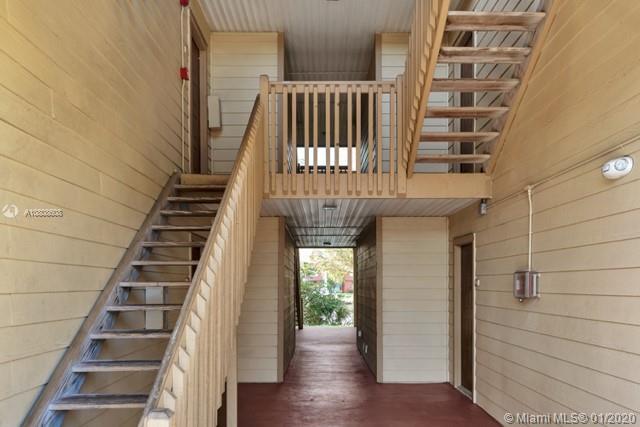 Foto del edificio - 2303 N Congress Ave