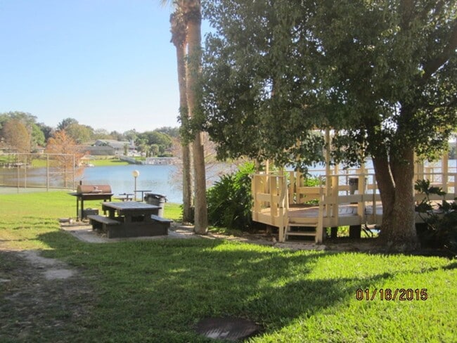 Building Photo - 584 Orange Dr