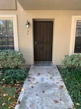 Building Photo - 10351 Azuaga St