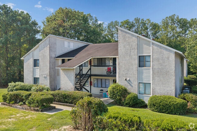 Building Photo - Creekside Apartments