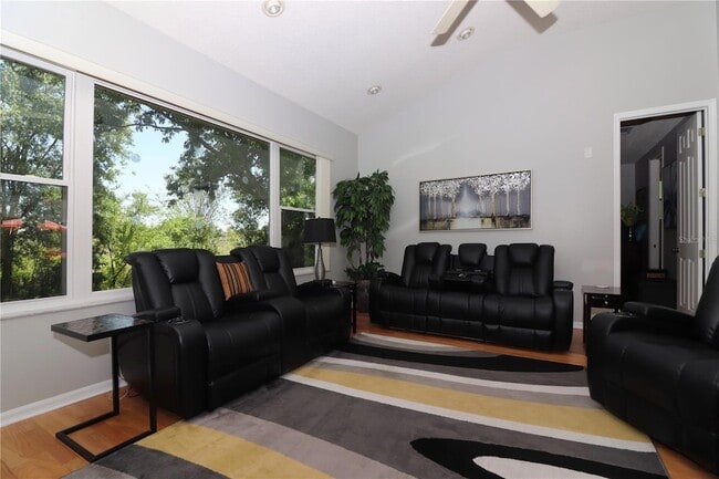 Building Photo - 5352 Royal Stuart Ct