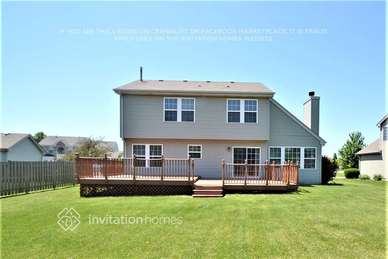 Building Photo - 475 Raintree Dr