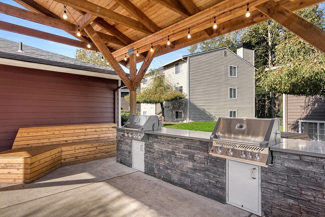 Barbacoa cubierta - Ellyson Apartment Homes