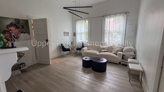 Photo - 7214 Oak Street Apartment