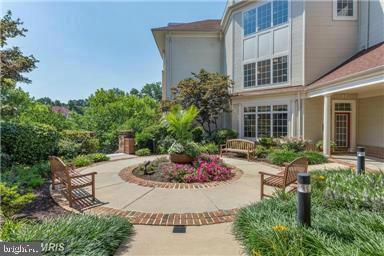 Foto principal - 2100 Ganton Green