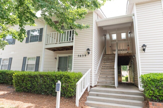 Foto del edificio - 5639 Hornaday Rd