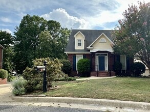 Building Photo - 515 Meadow Ridge Cir