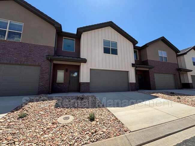 Building Photo - 73 N 520 W
