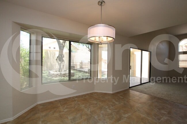 Building Photo - 3858 E Cathedral Rock Dr