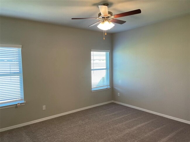 Building Photo - 903 Redinger Ridge Dr